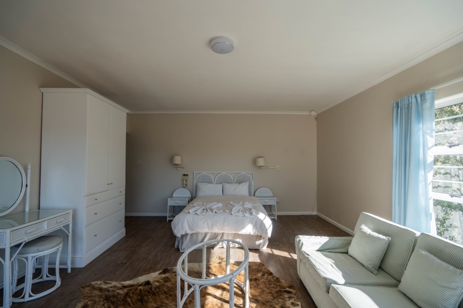6 Bedroom Property for Sale in West Bank Eastern Cape